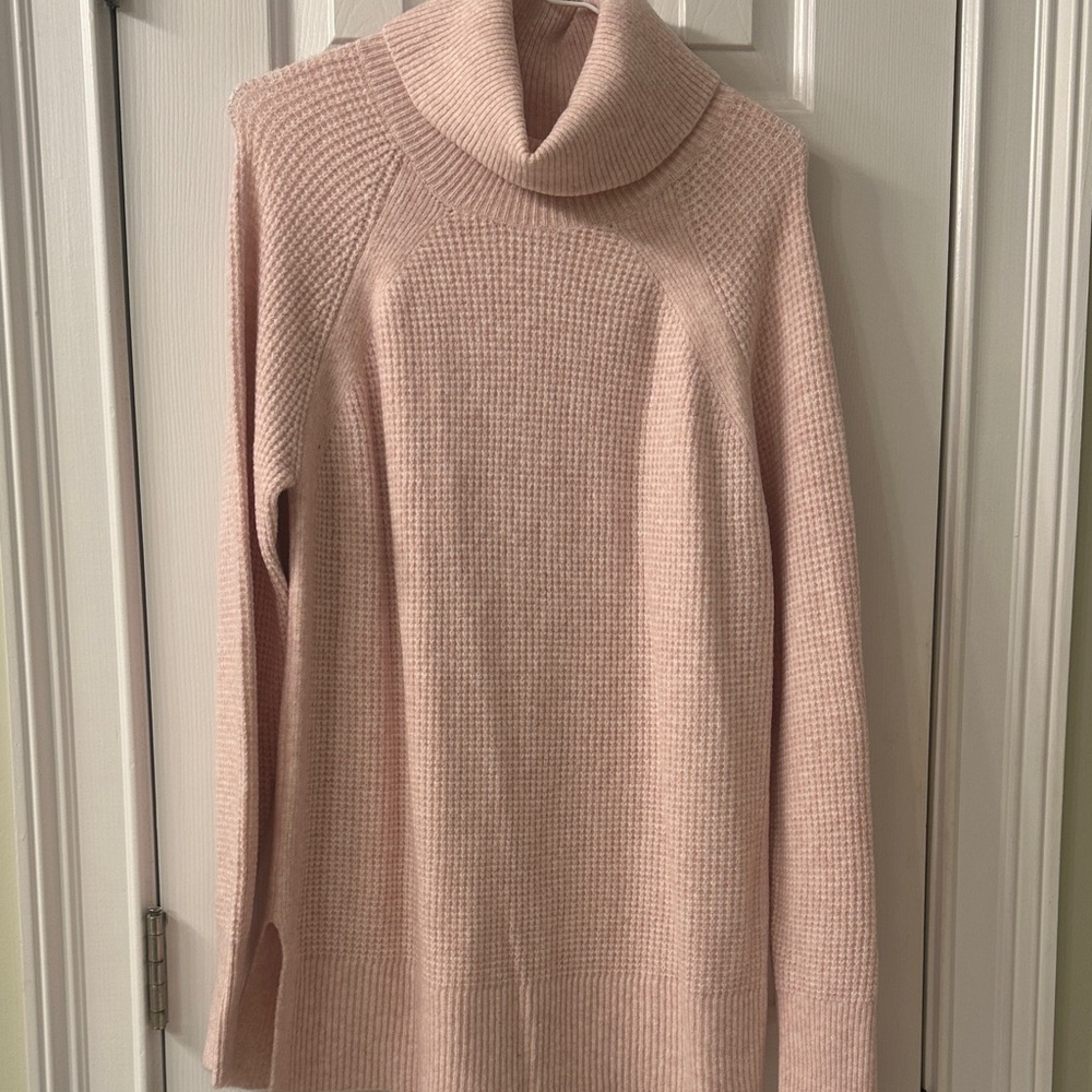 Pink waffle wool LOFT Turtleneck Sweater